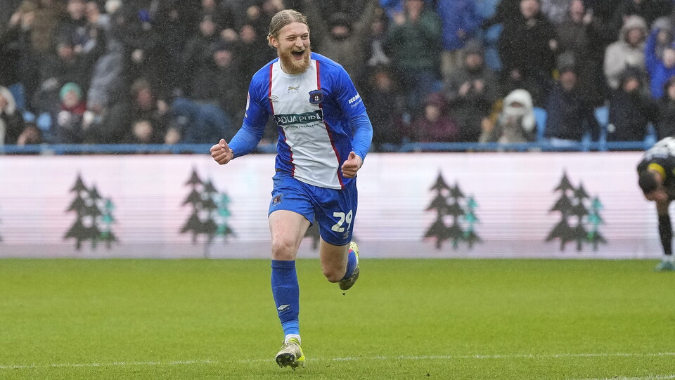 ACCRINGTON 29 DEC 24