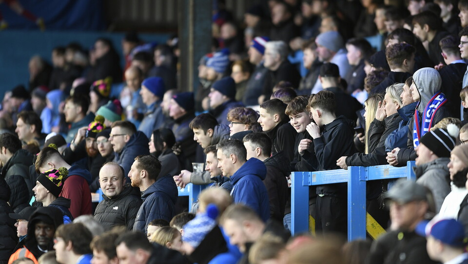 GILLINGHAM 22 FEB 25