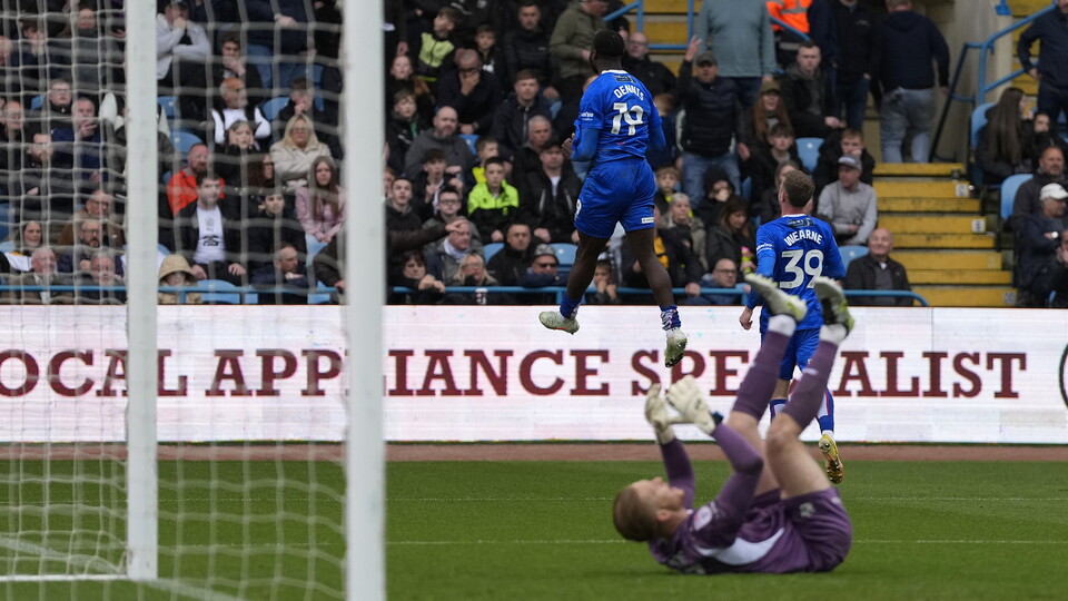 PORT VALE 18 APR 25