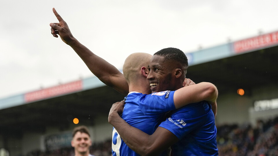 PORT VALE 18 APR 25