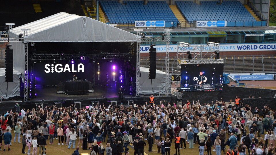 WEEKENDER DAY 1