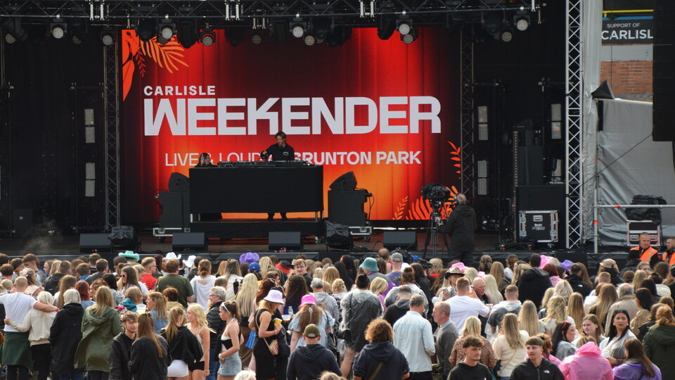 WEEKENDER DAY 2